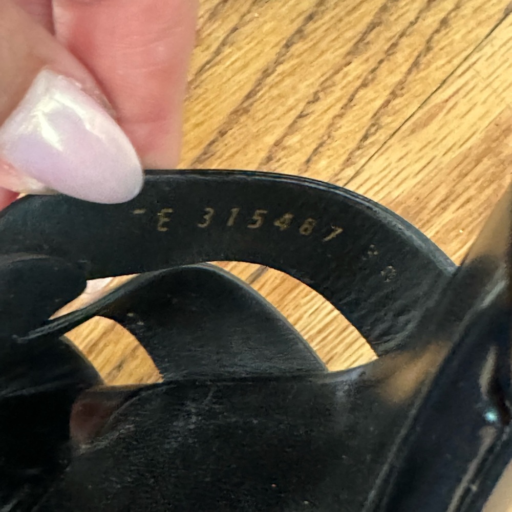 YSL Tribute Sandals 😍 - Picture 9 of 11